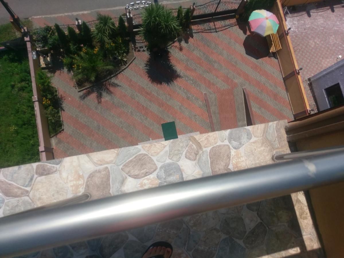 Отель Hotel Temo in Batumi Батуми-24
