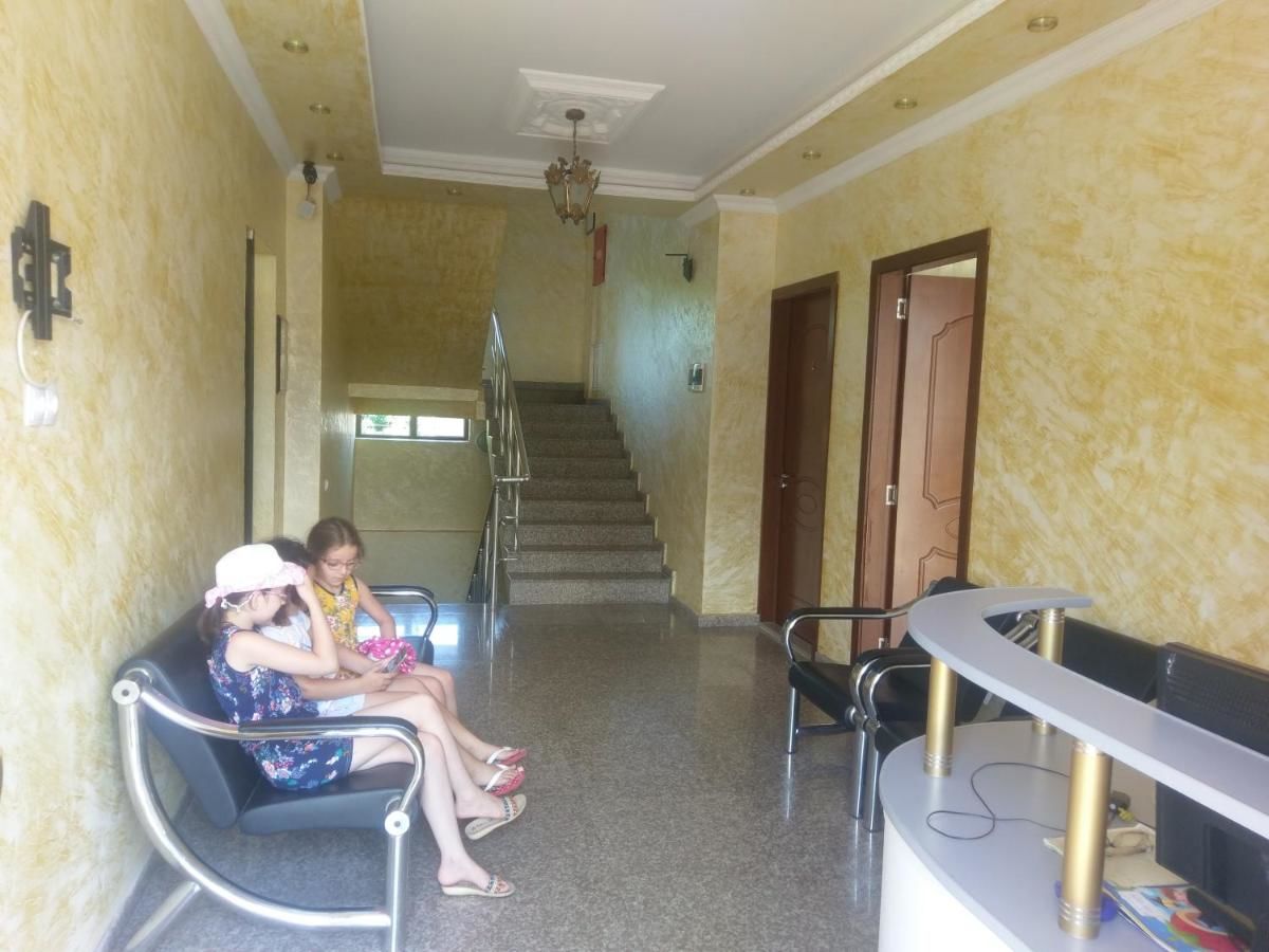 Отель Hotel Temo in Batumi Батуми-37