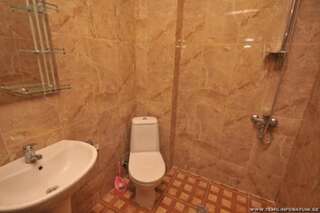 Отель Hotel Temo in Batumi Батуми Двухместный номер с 2 отдельными кроватями и балконом-8